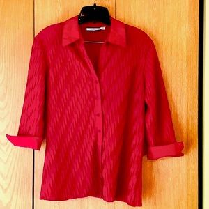 NEW Croft & Barrow MEDIUM RED stretch button down open V neck collar blouse top